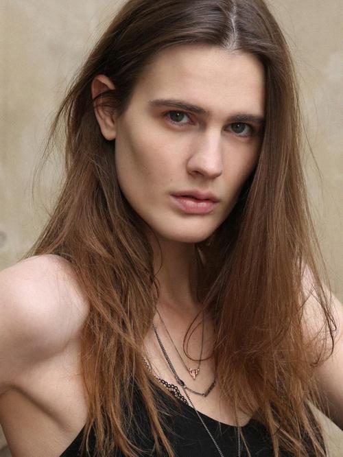Julier Bugge