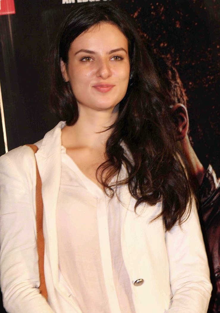Elena Kazan