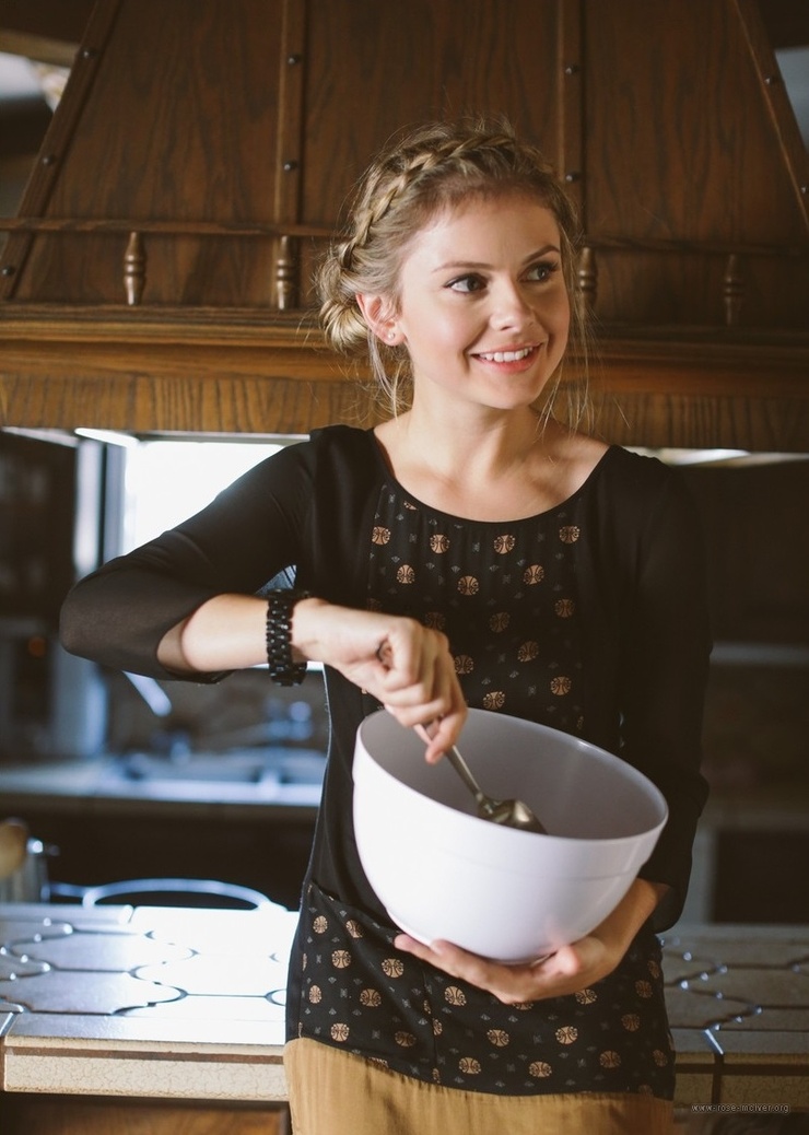 Rose McIver