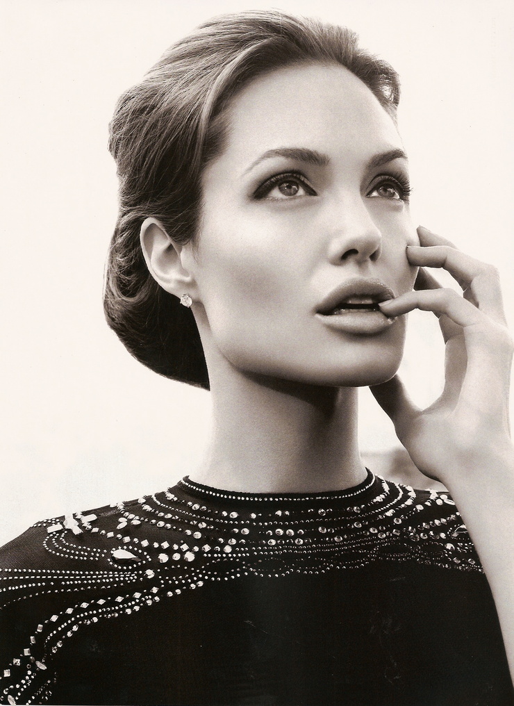 Angelina Jolie Angelina Jolie