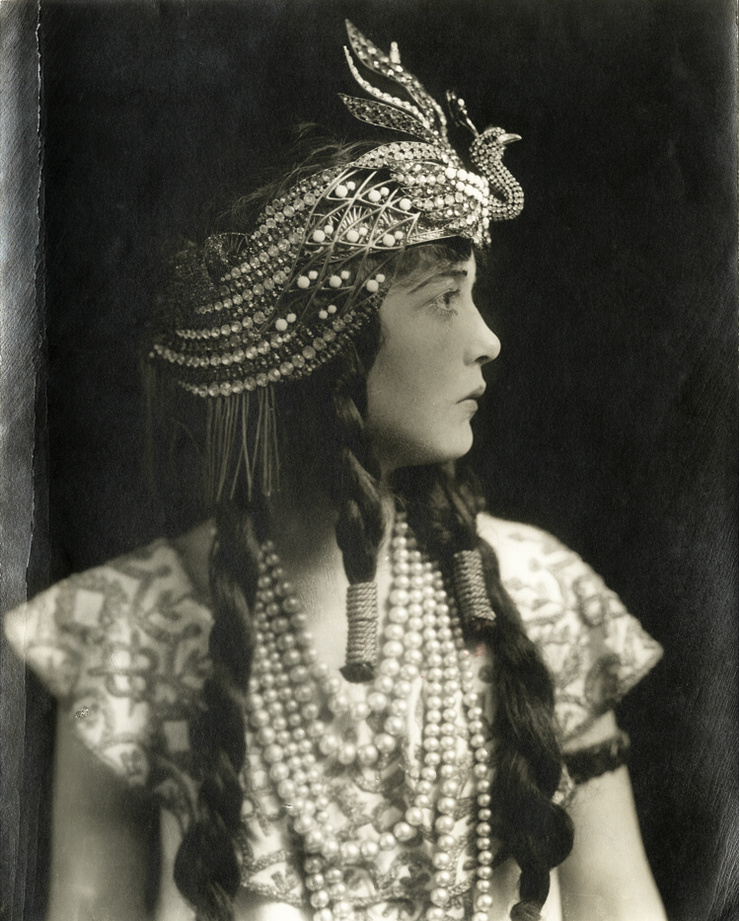 Lily Cahill