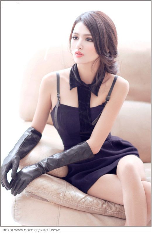 Yan Yi