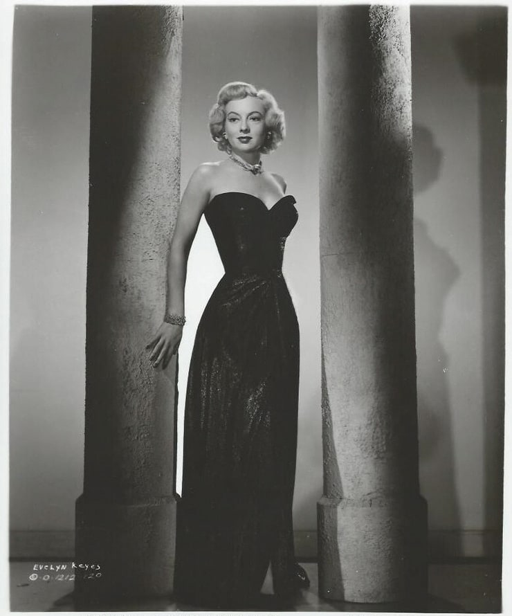 Evelyn Keyes