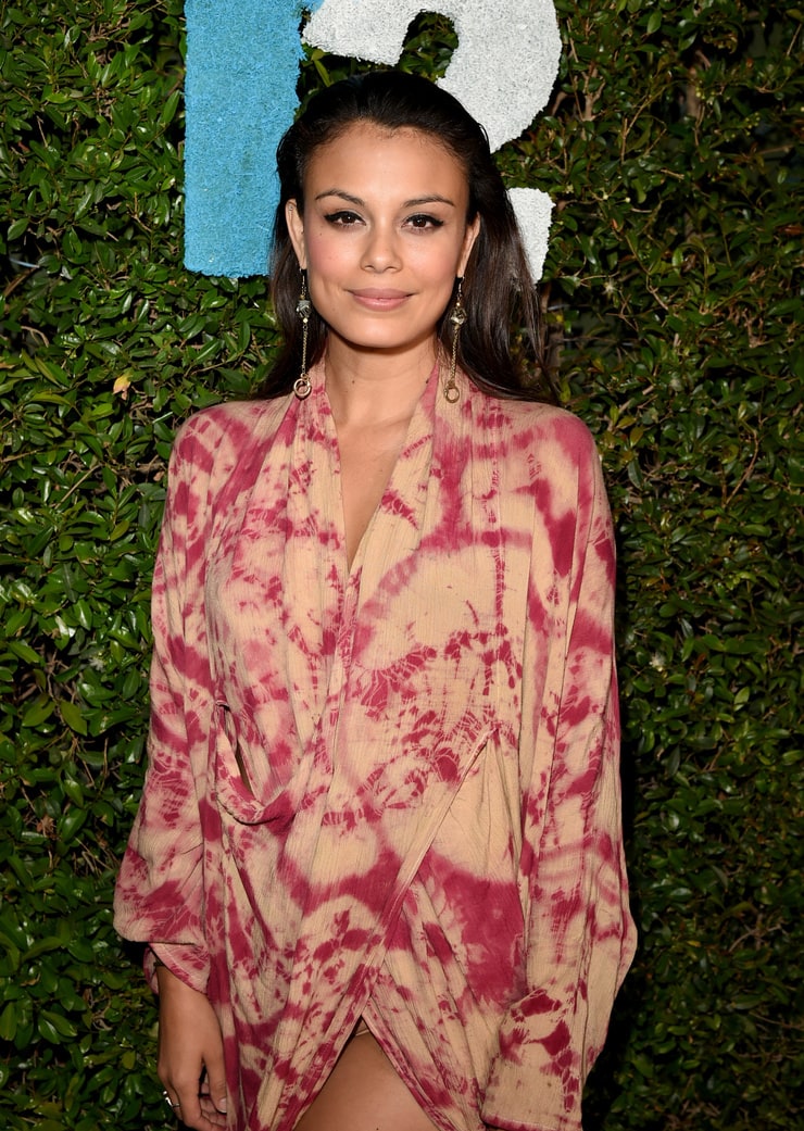 Nathalie Kelley