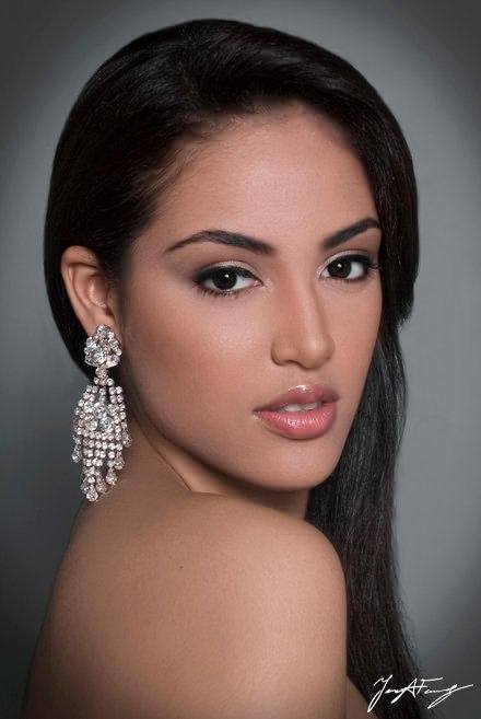 Nabila Tapia Nabila Tapia