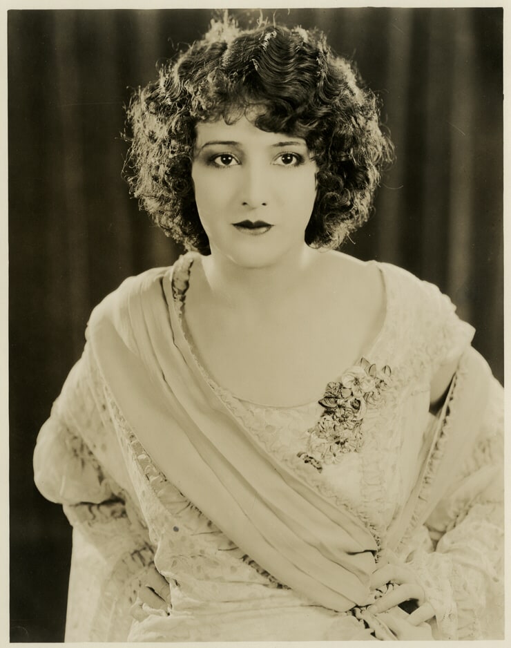 Picture Of Estelle Taylor