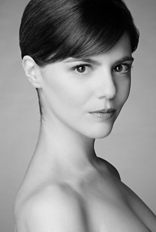 Manuela Velasco Manuela Velasco