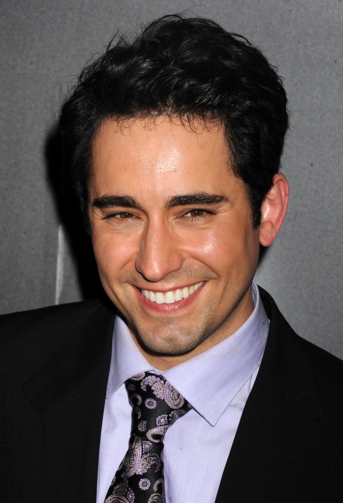 Picture of John Lloyd Young