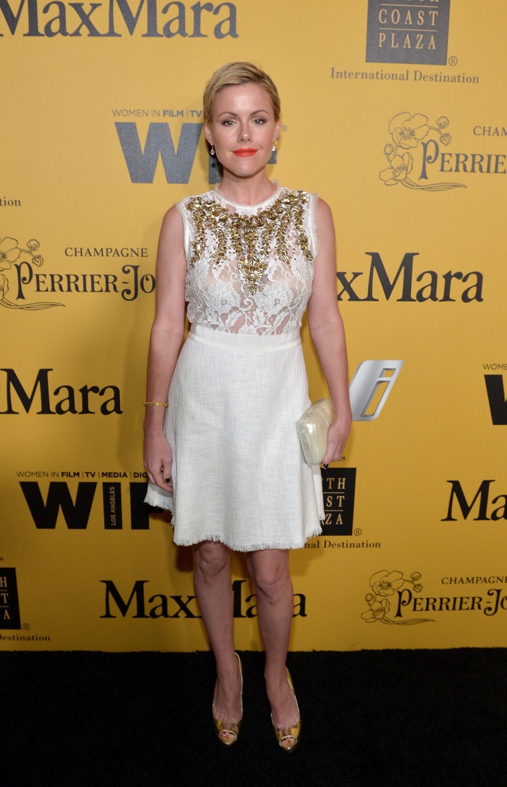 Kathleen Robertson