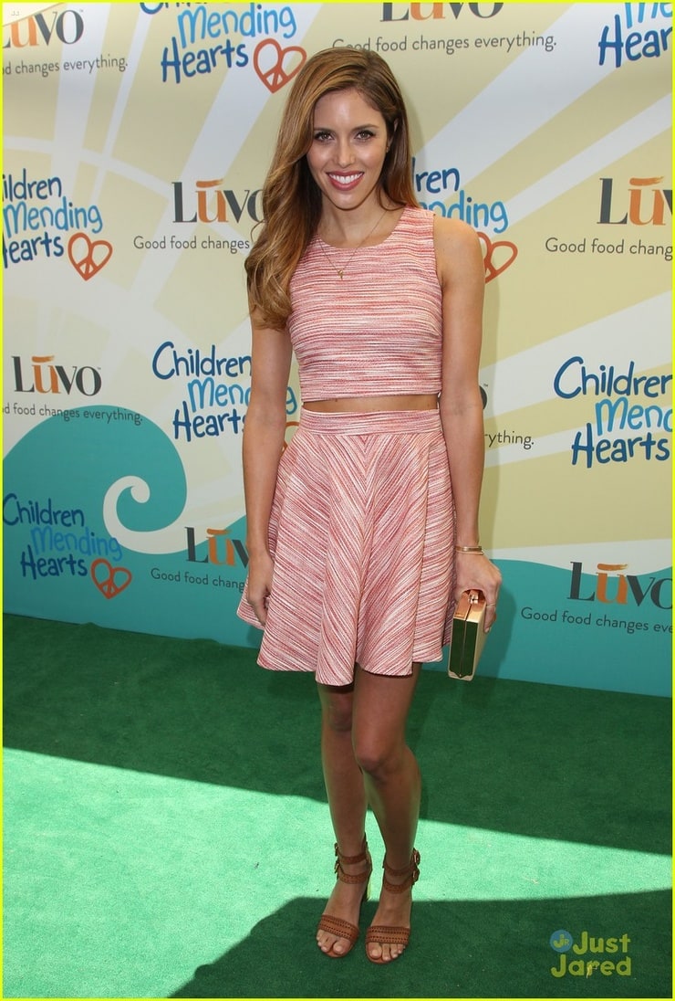 Kayla Ewell