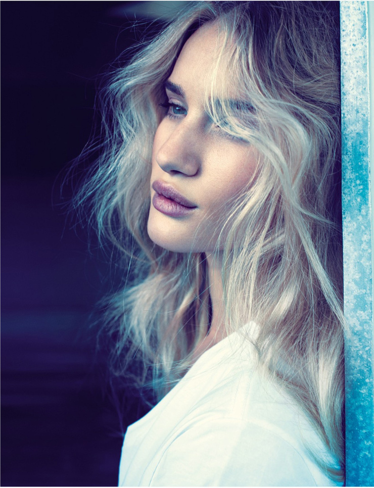 Rosie Huntington-Whiteley Rosie Huntington-Whiteley