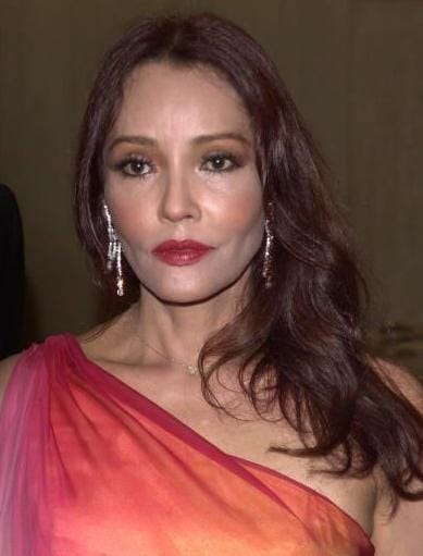 Barbara Carrera