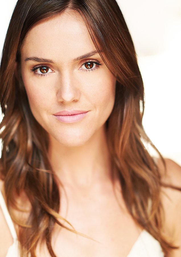Erinn Hayes Erinn Hayes