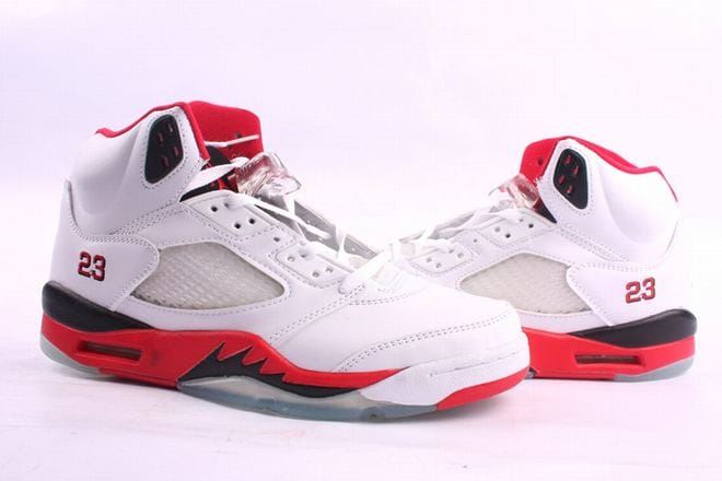 Retro 6 Air Jordan Men White and Black Athletic Basketball Shoes