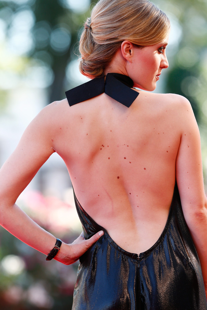 Evelyne Brochu Evelyne Brochu