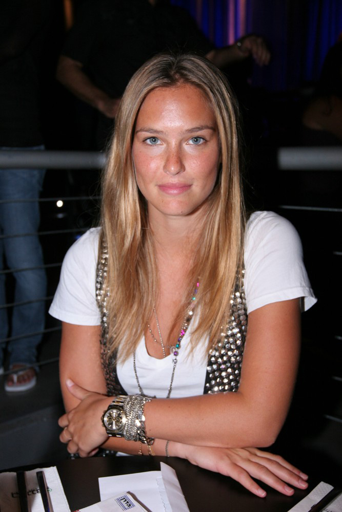 Bar Refaeli