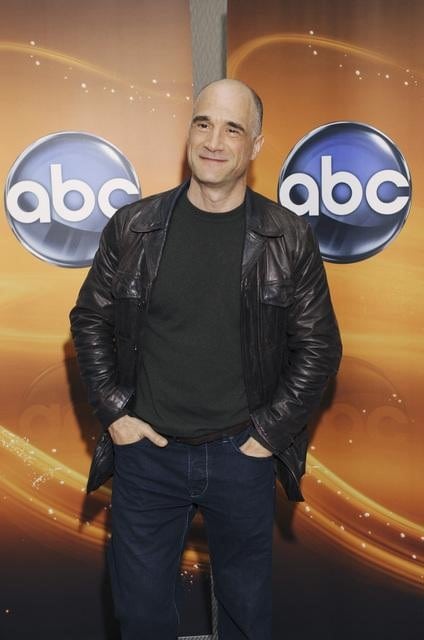 Elias Koteas