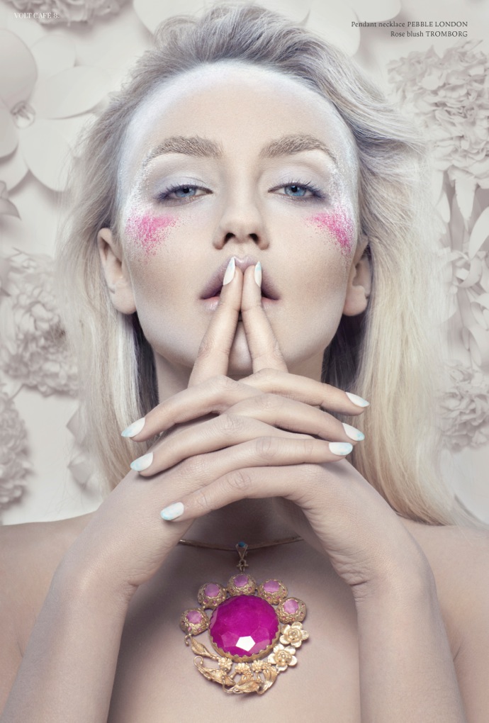 Karina White II picture