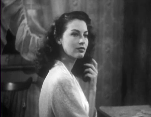 Whistle Stop (1946)