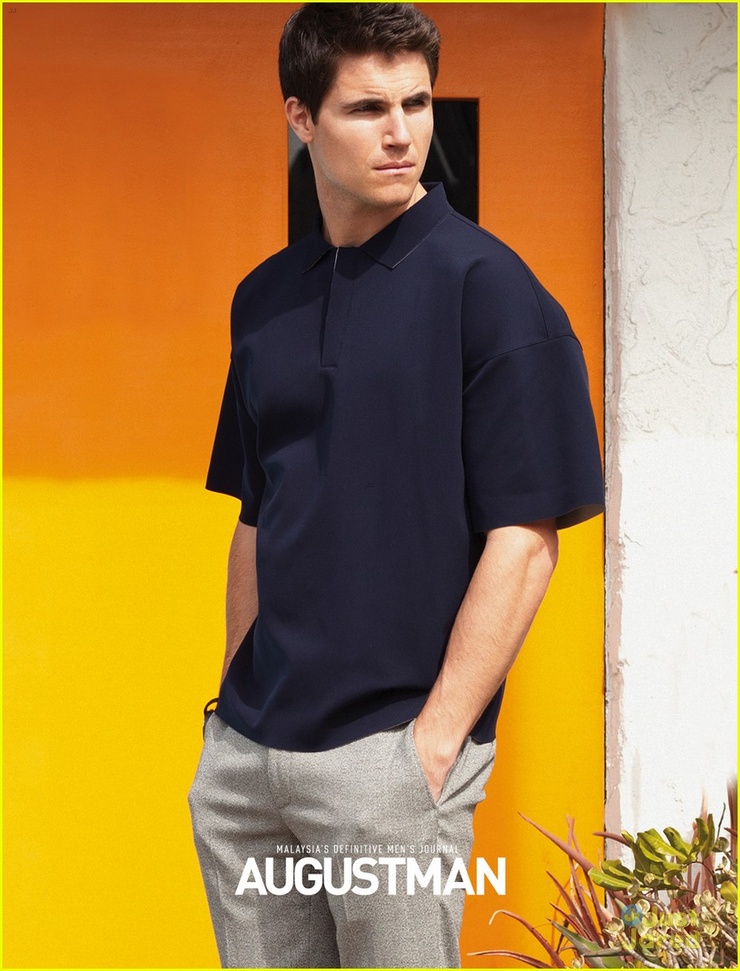 Robbie Amell