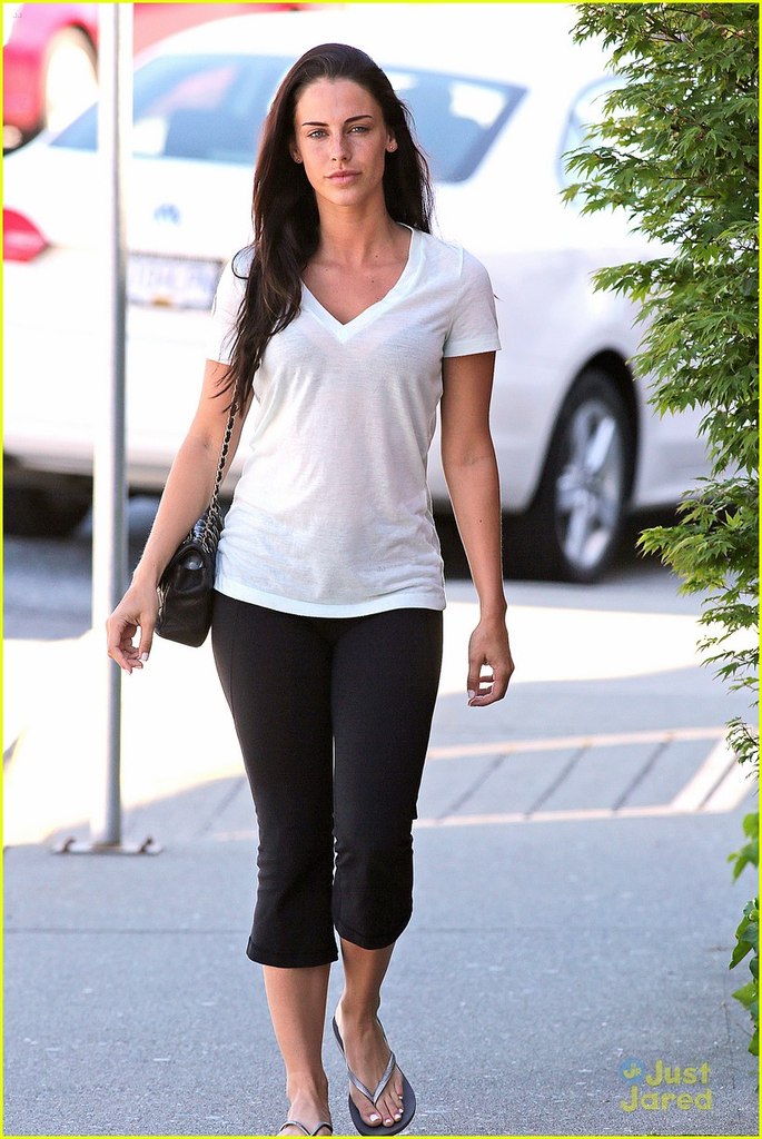 Jessica Lowndes