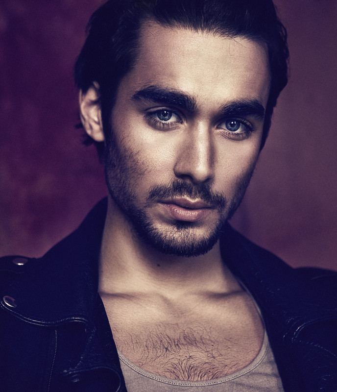 Nicolas Simoes