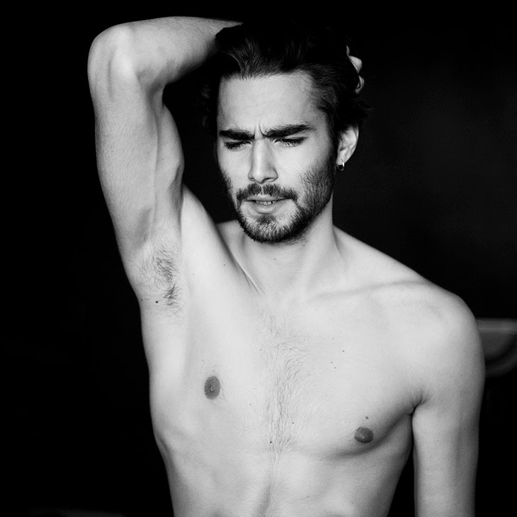 Nicolas Simoes
