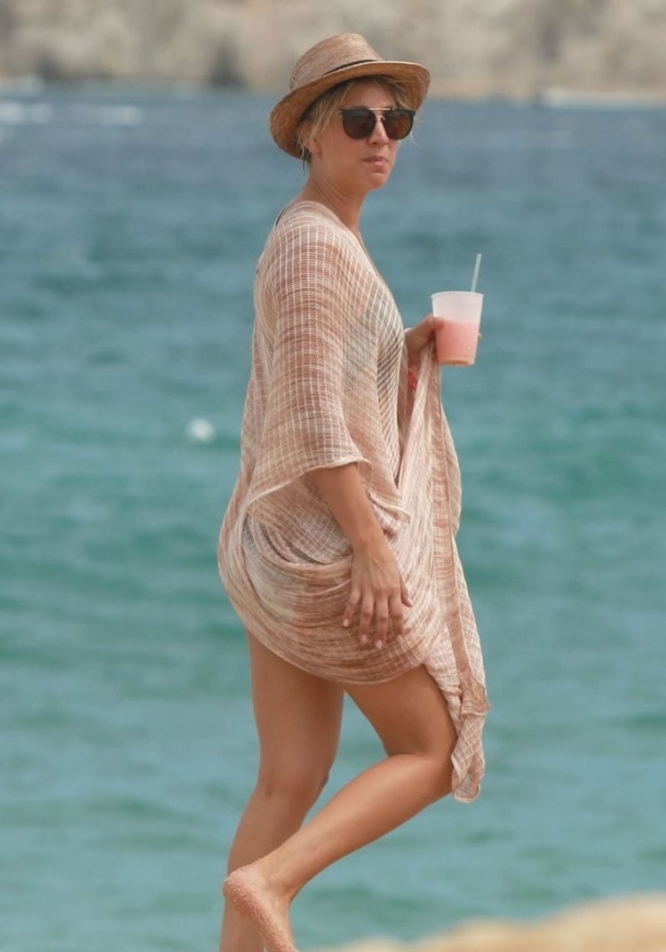 Kaley Cuoco Kaley Cuoco