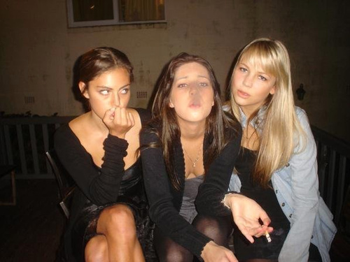 Phoebe Tonkin