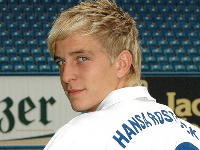 Bastian Oczipka