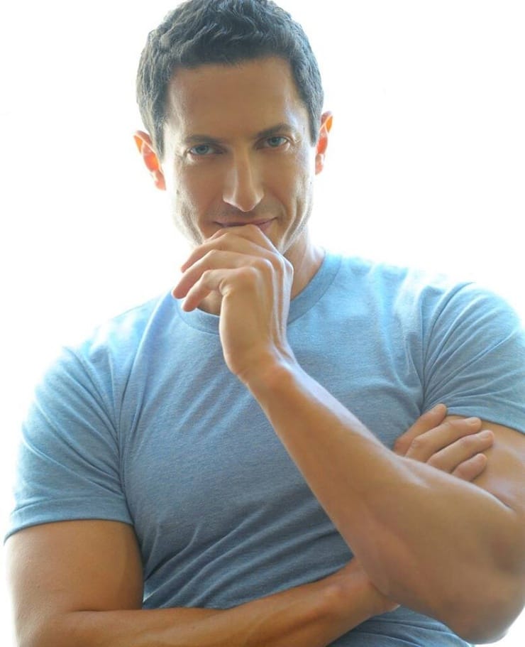 Image Of Sasha Roiz