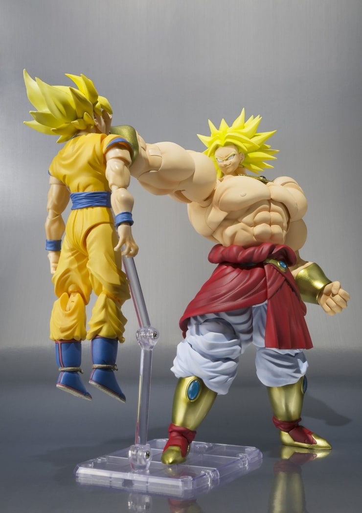 Bandai Tamashii Nations SH Figuarts Broly 