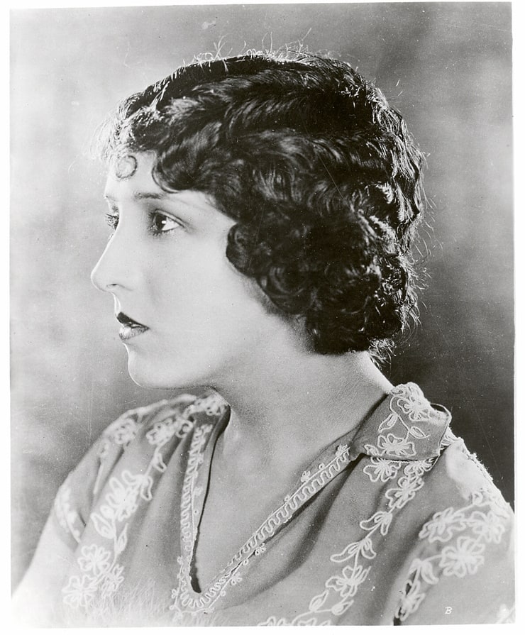 Estelle Taylor