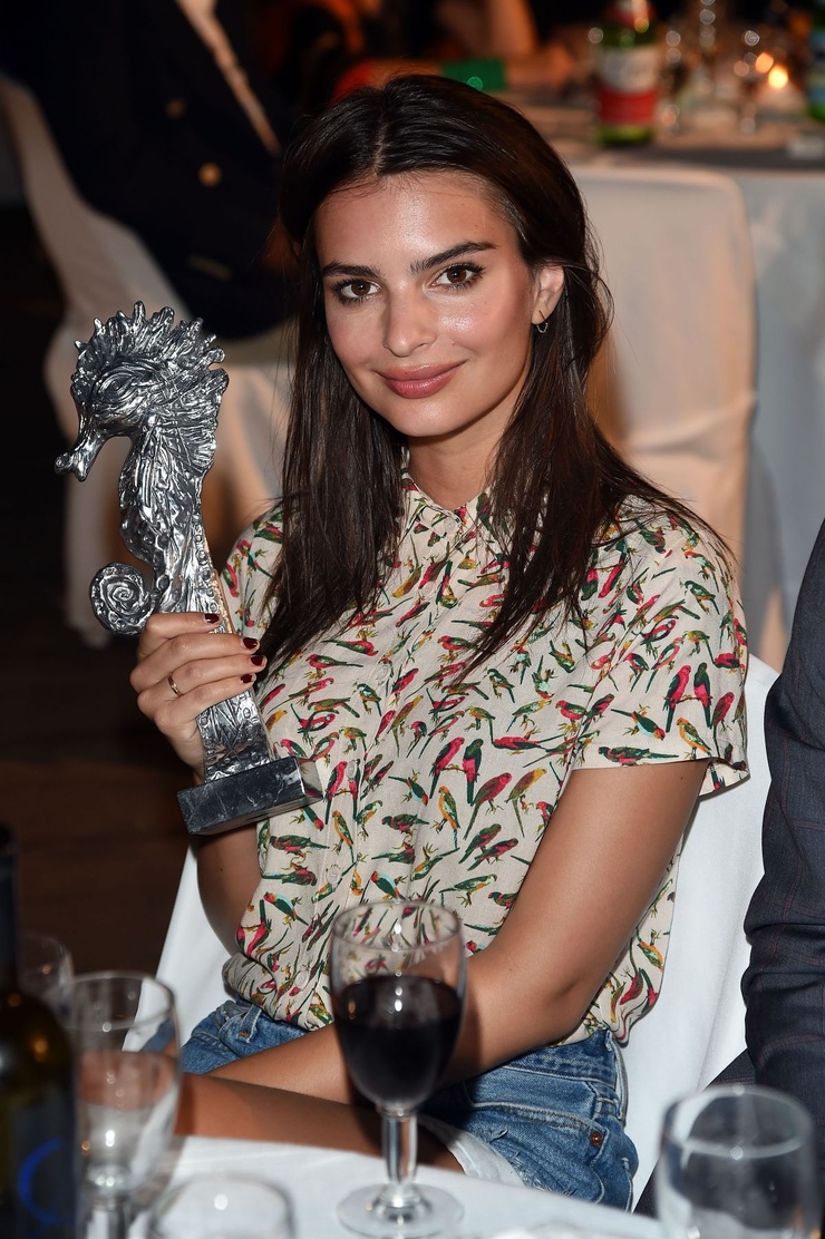 Emily Ratajkowski