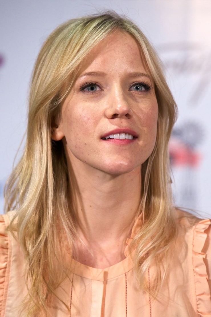 Jessy Schram