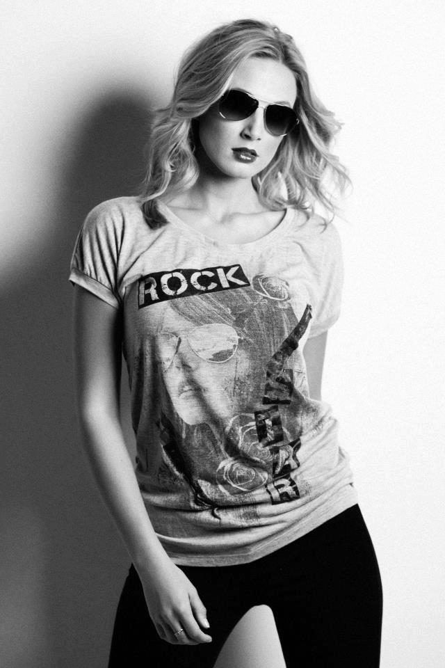 Hunter Elizabeth Hunter Elizabeth