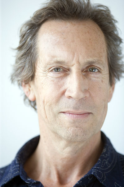 Jonathan Hyde