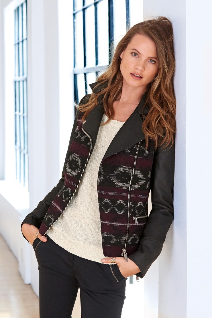 Behati Prinsloo Behati Prinsloo