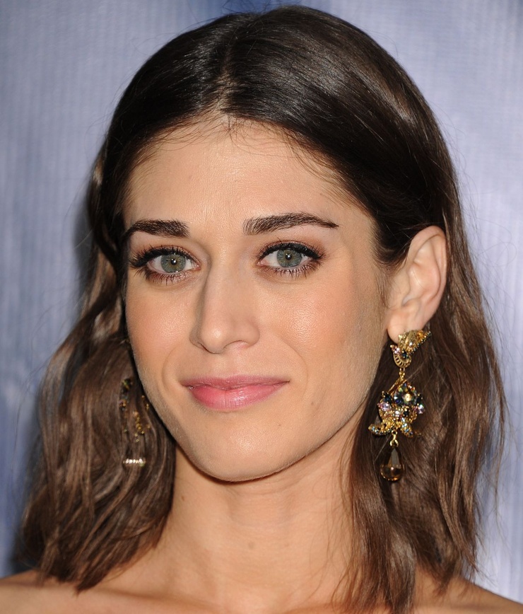 Lizzy Caplan Lizzy Caplan