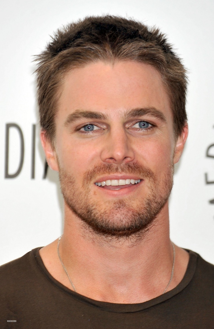 Stephen Amell
