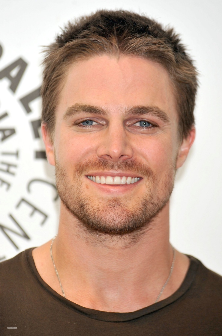 Stephen Amell