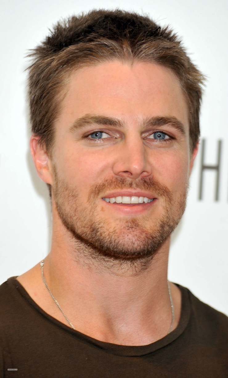 Stephen Amell