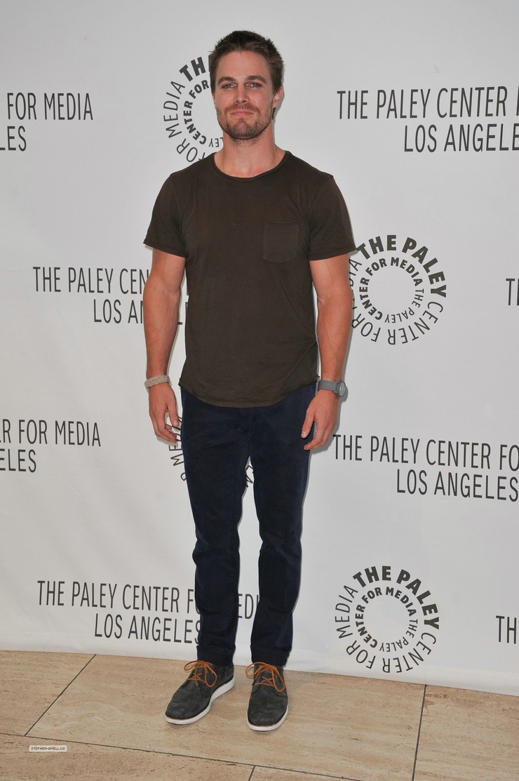 Stephen Amell