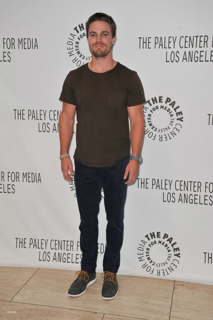 Stephen Amell