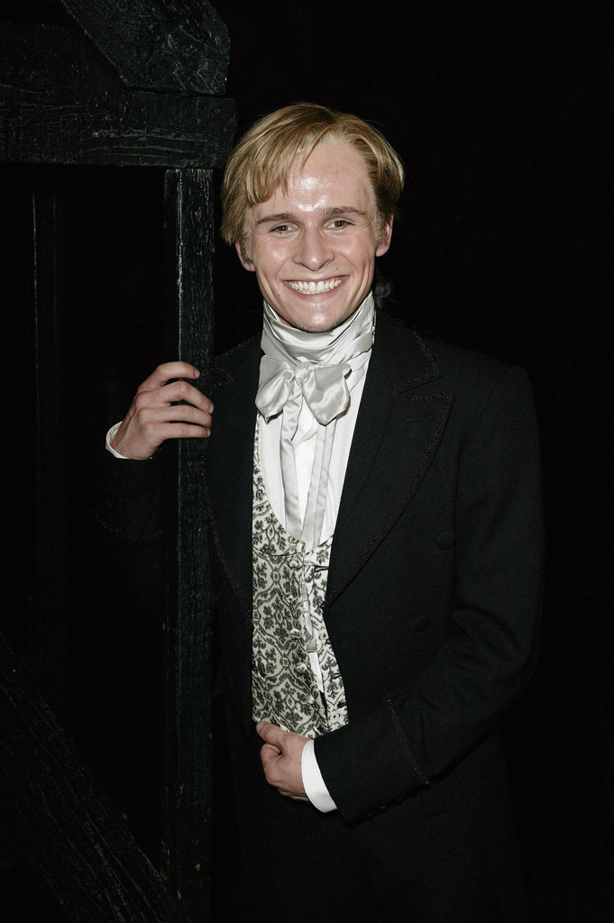 Jon Lee