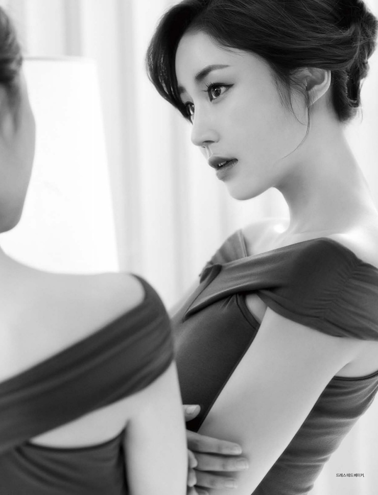 Yoon Jin Yi Yoon Jin Yi