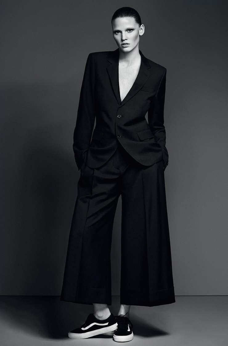 Lara Stone