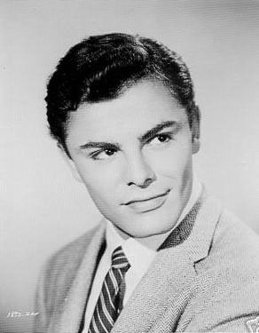 Picture of John Saxon