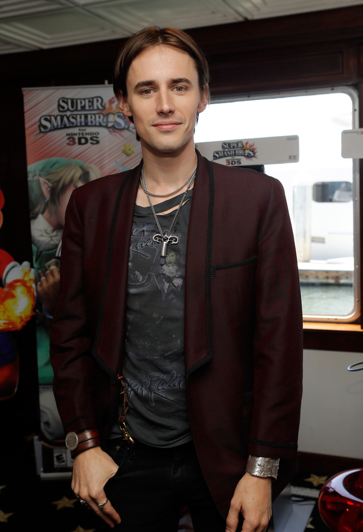 Reeve Carney