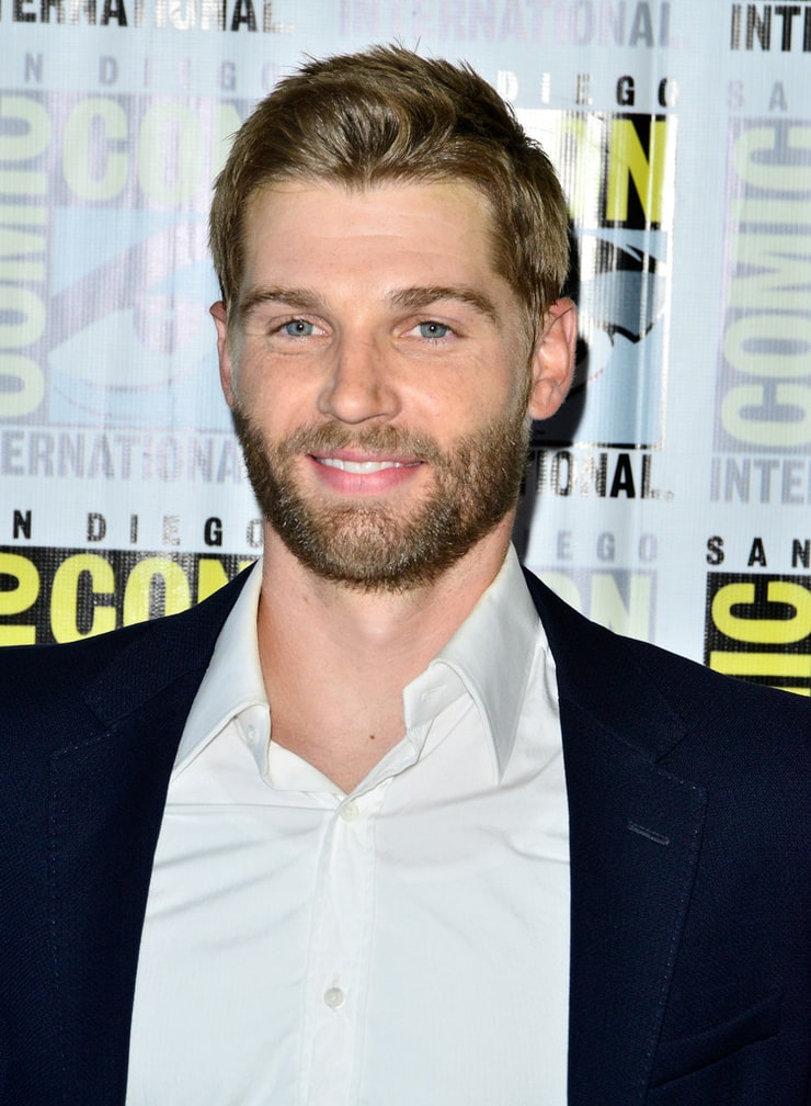 Mike Vogel